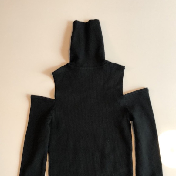 A.L.C. Cold shoulder knit - Picture 5 of 5